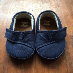 TOMS Navy Alpargata Crib Shoe